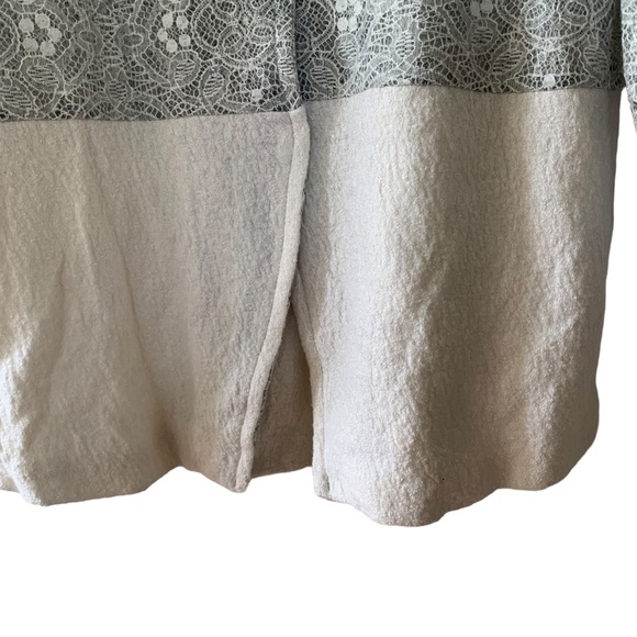 Melenara Women’s Dressy Cardigan Size Medium Grey Cream Lace Snaps Made in Italy - Picture 5 of 11